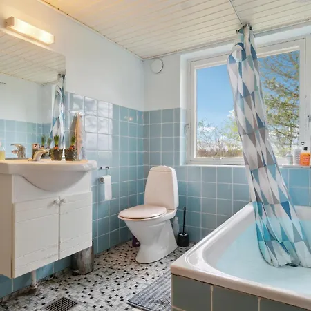 3 Bedroom Lovely In