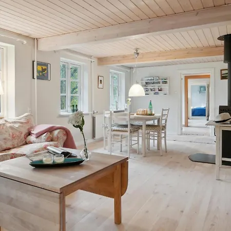 3 Bedroom Lovely In * Ostermarie